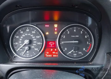 2011 BMW 328I z USA, uszkodzony, nr VIN WBAKE5C58BE573911